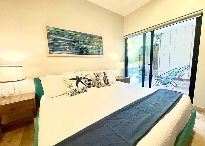 Crlstalida Swim Up & Free Bikes By Casa Paraiso Apartment *