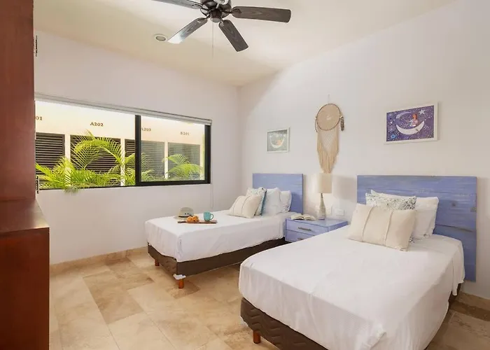 Crlstalida Swim Up & Free Bikes By Casa Paraiso Apartment *