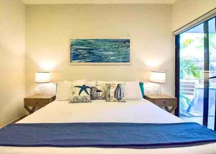 Crlstalida Swim Up & Free Bikes By Casa Paraiso Apartment *